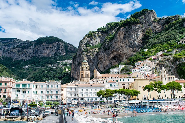 amalfi-1615509_640.jpg
